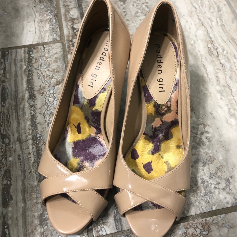 Nude heels